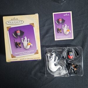 Hallmark Keepsake - Halloween Ghost and Friends Ornament Set - 2004